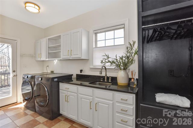 8127 Grahamson Lane, Charlotte, NC 28269