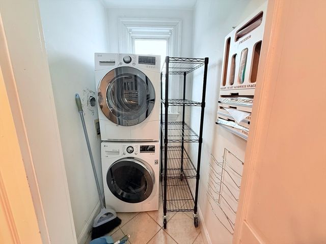 2A Victoria St 2A, Boston, MA 02125