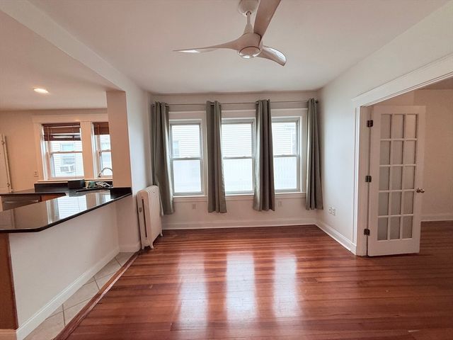 2A Victoria St 2A, Boston, MA 02125