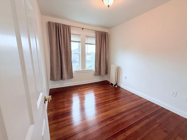 2A Victoria St 2A, Boston, MA 02125