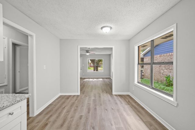 1100 Gilbert Avenue, Bay City, TX 77414