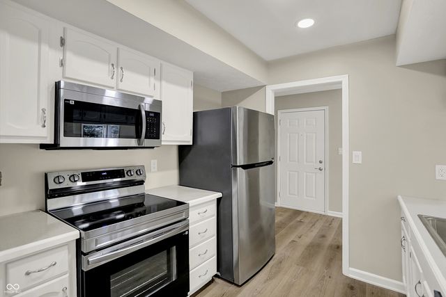 8163 Frisco Way, Indianapolis, IN 46240