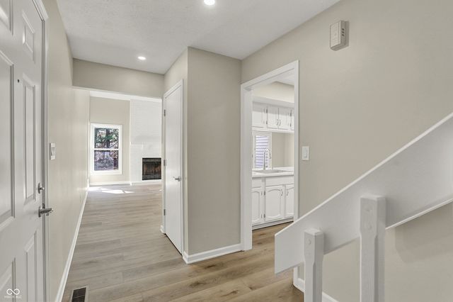 8163 Frisco Way, Indianapolis, IN 46240