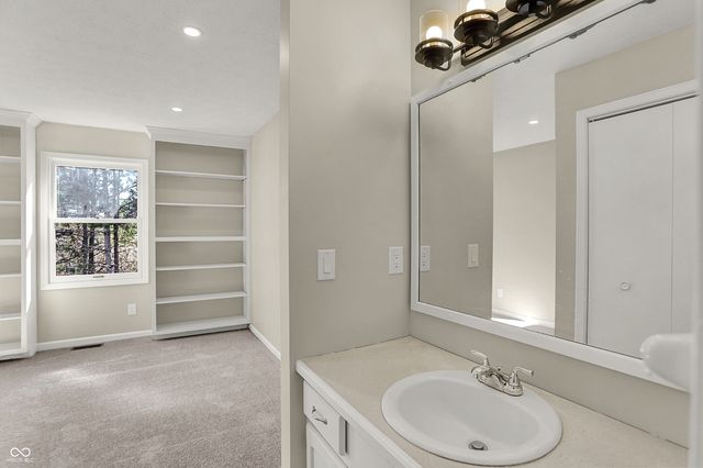 8163 Frisco Way, Indianapolis, IN 46240