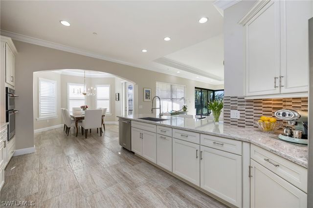 16422 Carrara WAY 301, Naples, FL 34110