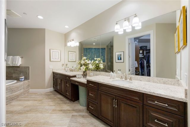 16422 Carrara WAY 301, Naples, FL 34110