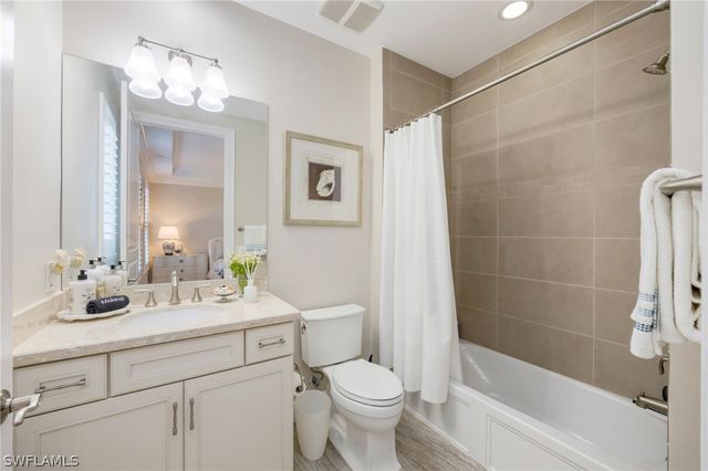 16422 Carrara WAY 301, Naples, FL 34110