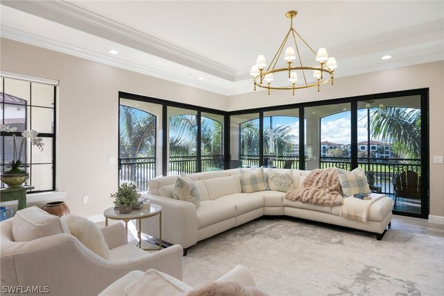 16422 Carrara WAY 301, Naples, FL 34110