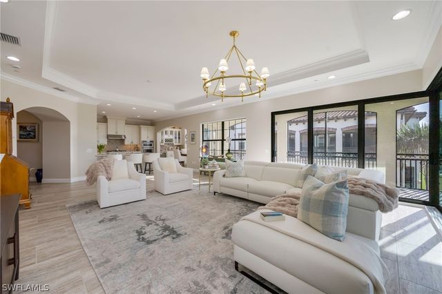 16422 Carrara WAY 301, Naples, FL 34110