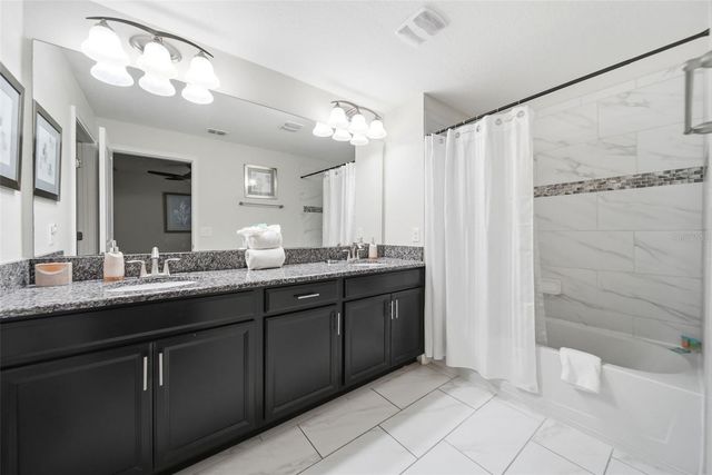 1582 MOON VALLEY DRIVE, Davenport, FL 33896