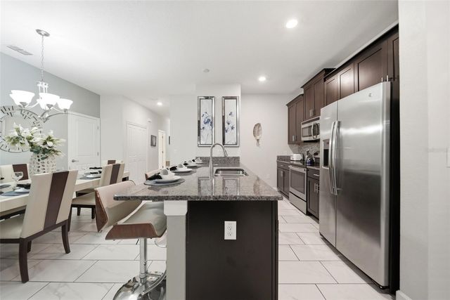 1582 MOON VALLEY DRIVE, Davenport, FL 33896
