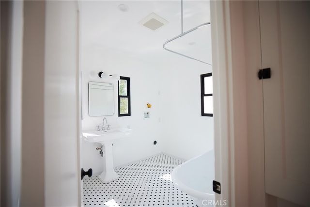 1544 Westerly Terrace, Los Angeles, CA 90026