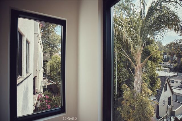 1544 Westerly Terrace, Los Angeles, CA 90026