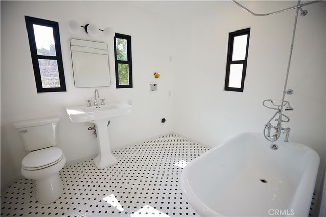 1544 Westerly Terrace, Los Angeles, CA 90026