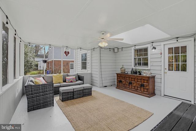 14601 MELINDA LN, Rockville, MD 20853