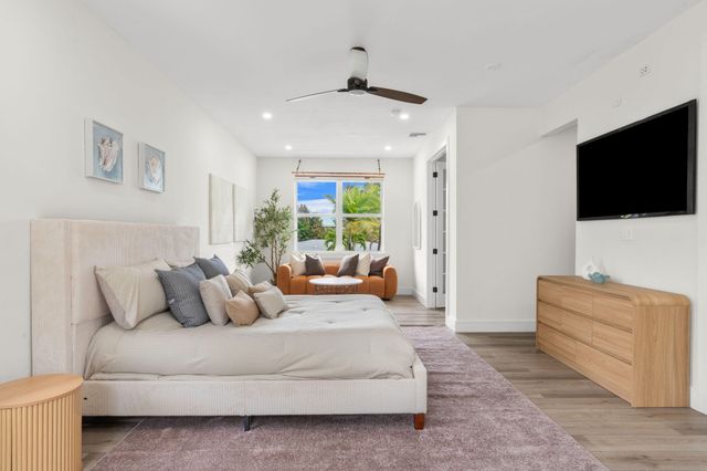 2510 N Lake Dr Drive N, Boynton Beach, FL 33435