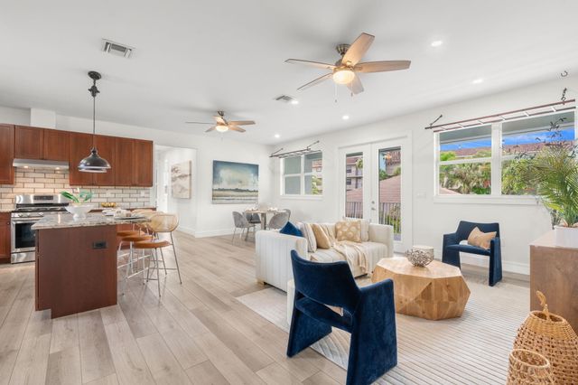 2510 N Lake Dr Drive N, Boynton Beach, FL 33435