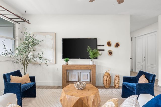 2510 N Lake Dr Drive N, Boynton Beach, FL 33435