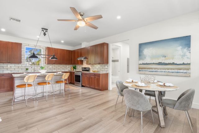 2510 N Lake Dr Drive N, Boynton Beach, FL 33435