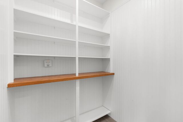 2510 N Lake Dr Drive N, Boynton Beach, FL 33435