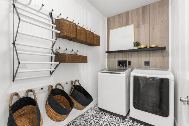 2510 N Lake Dr Drive N, Boynton Beach, FL 33435