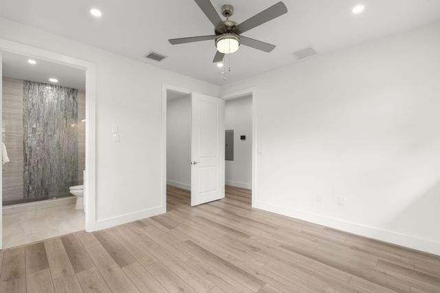 2510 N Lake Dr Drive N, Boynton Beach, FL 33435