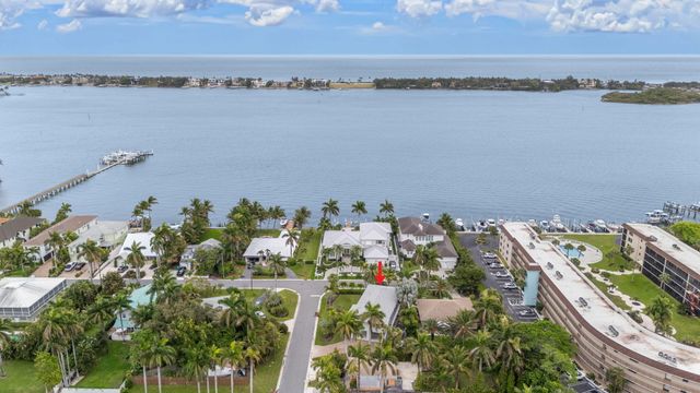 2510 N Lake Dr Drive N, Boynton Beach, FL 33435