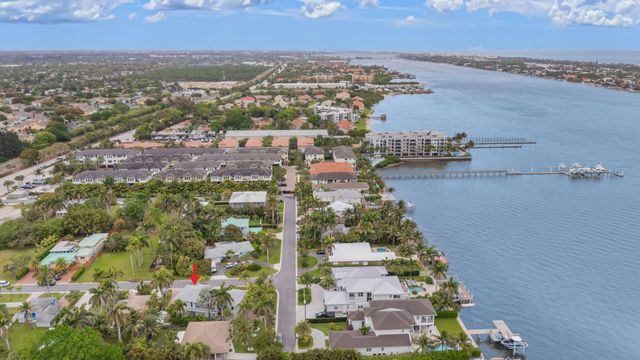 2510 N Lake Dr Drive N, Boynton Beach, FL 33435