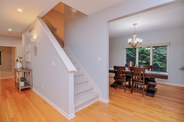 588 Green Road, Ann Arbor, MI 48105