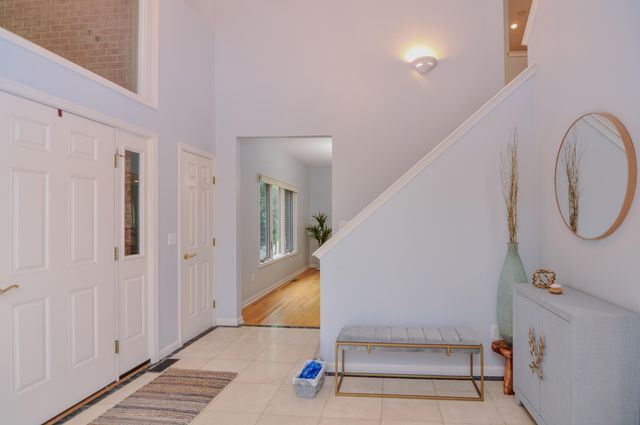 588 Green Road, Ann Arbor, MI 48105