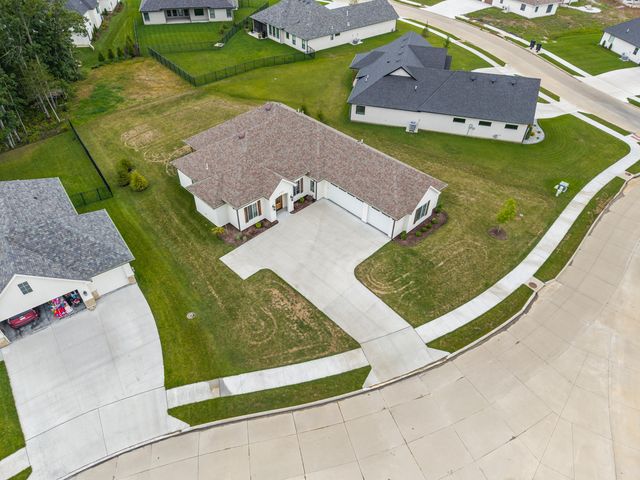 108 WALTON HEATH CT, Columbia, MO 65201