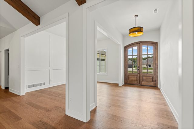 108 WALTON HEATH CT, Columbia, MO 65201