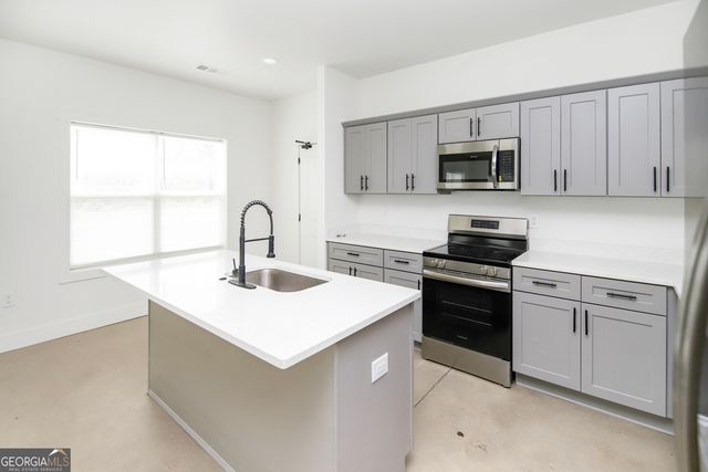 300 Elm Street, Hogansville, GA 30230