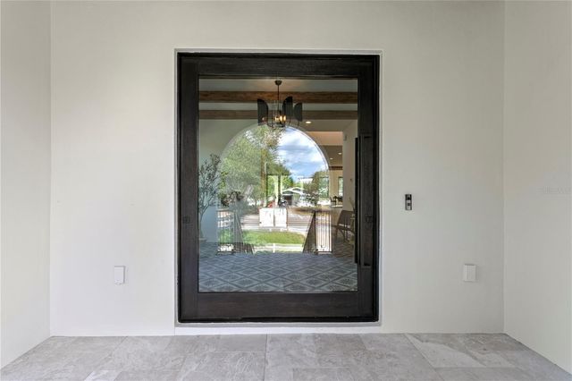 502 E DAVIS BOULEVARD, Tampa, FL 33606