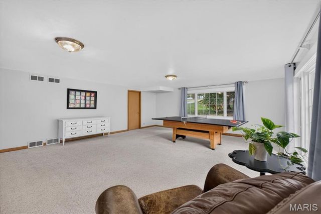 808 Glen Elm Drive, Glendale, MO 63122