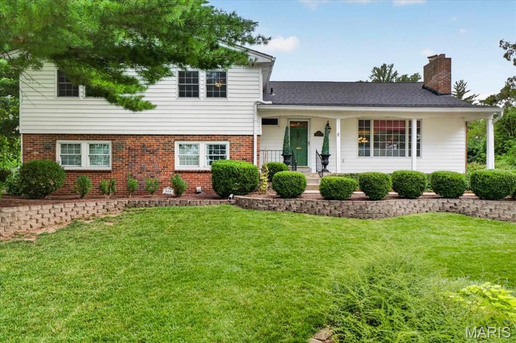 808 Glen Elm Drive, Glendale, MO 63122