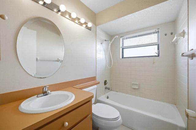 3972 HELENE STREET, Sarasota, FL 34233