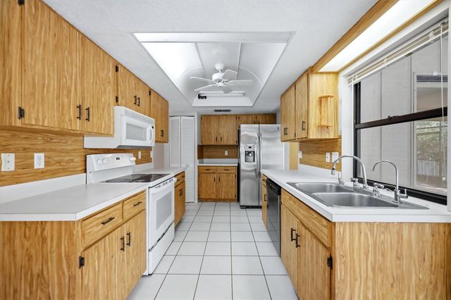 3972 HELENE STREET, Sarasota, FL 34233
