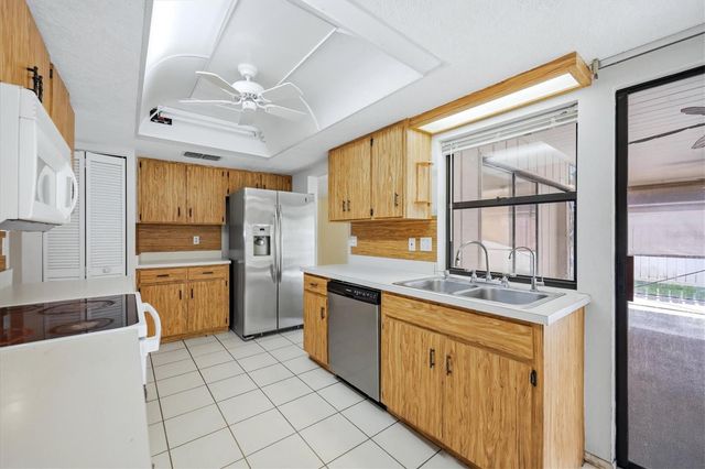 3972 HELENE STREET, Sarasota, FL 34233