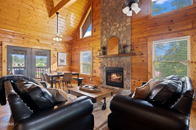 1540 Rainbow Ridge Way, Sevierville, TN 37862