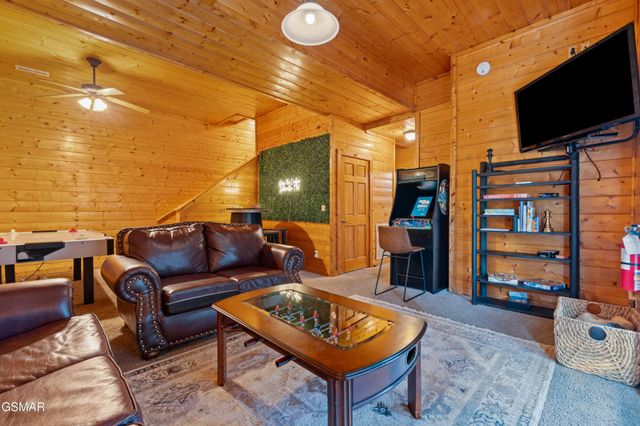 1540 Rainbow Ridge Way, Sevierville, TN 37862