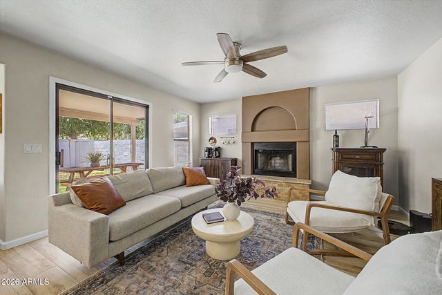 1843 E MARQUETTE Drive, Gilbert, AZ 85234