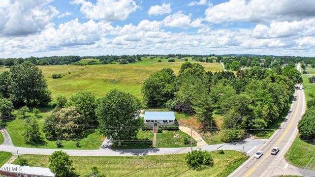 16 Sanford Circle, Greeneville, TN 37743