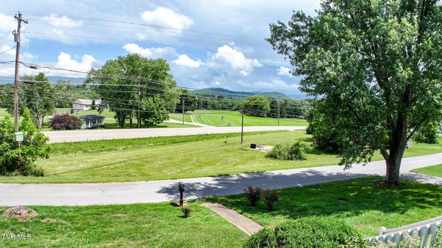 16 Sanford Circle, Greeneville, TN 37743