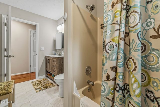 16 Sanford Circle, Greeneville, TN 37743
