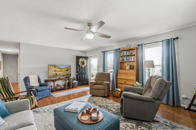 16 Sanford Circle, Greeneville, TN 37743