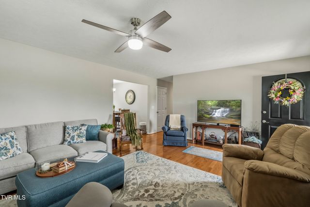 16 Sanford Circle, Greeneville, TN 37743