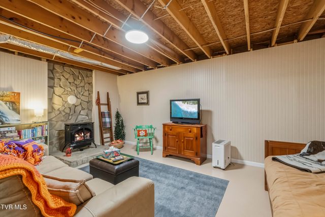 16 Sanford Circle, Greeneville, TN 37743