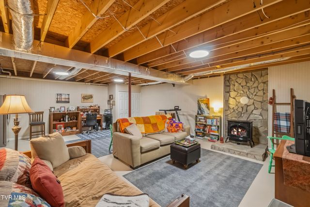 16 Sanford Circle, Greeneville, TN 37743