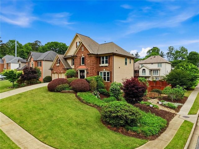 4459 Woodford Pass NE, Roswell, GA 30075